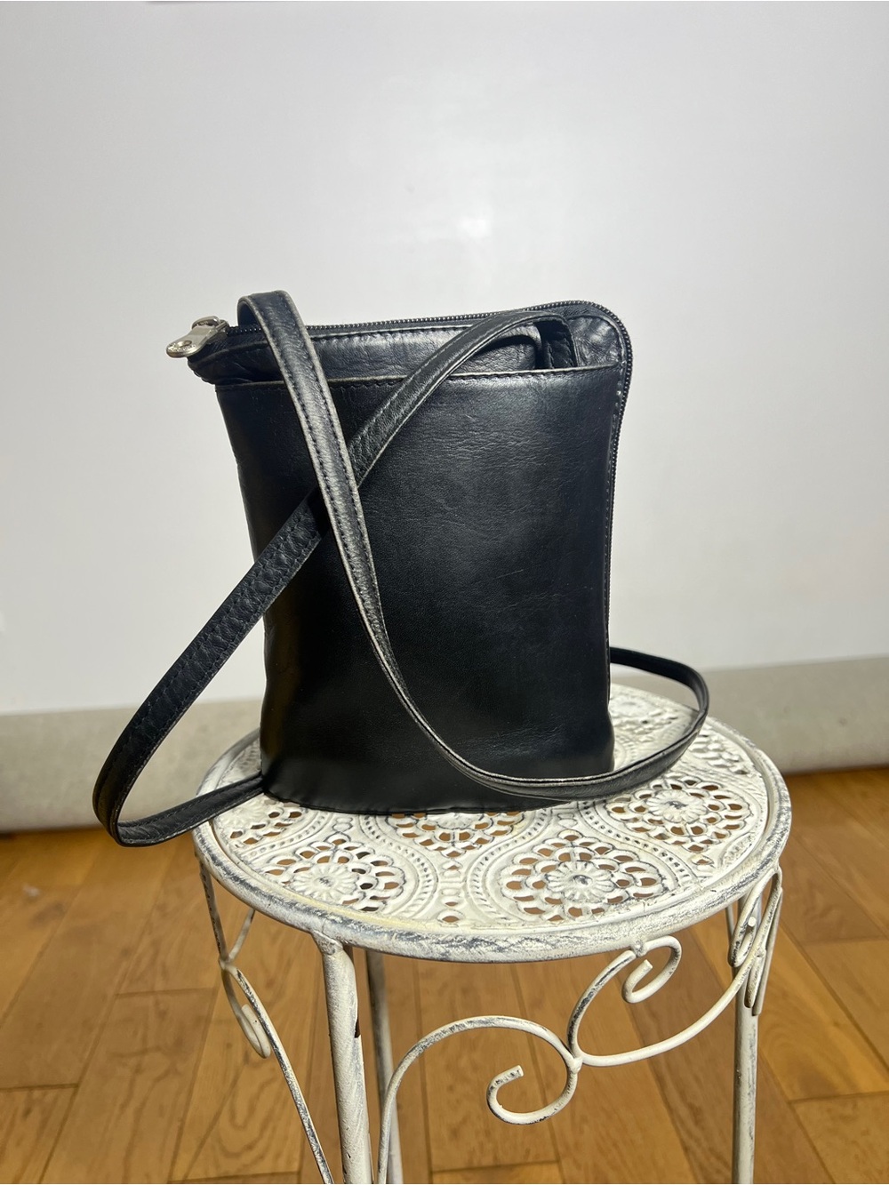 Vintage Classic Wilson, leather, Black Leather Crossbody Bag